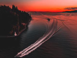 Boating and Sunset wallpaper