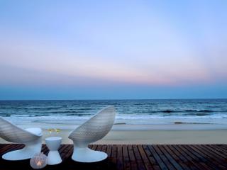 chairs, sea, beach wallpaper