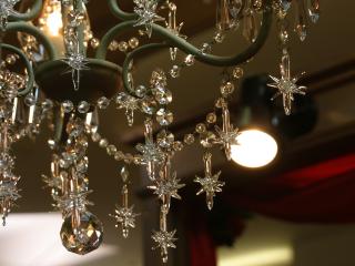 chandeliers, lighting, glass wallpaper