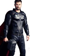 Chris Hemsworth As Thor In Avengers wallpaper