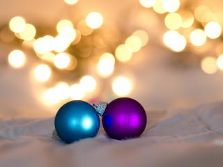 christmas toys, balls, glare wallpaper