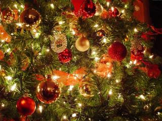 christmas tree, christmas decorations, garlands wallpaper