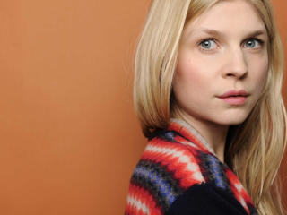 Clemence Poesy Photos wallpaper