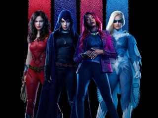 DC Titans Girls Team wallpaper