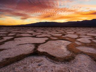 Death Valley HD Desert Surface Wallpaper