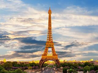 Eiffel Tower 4k Photography 2022 wallpaper