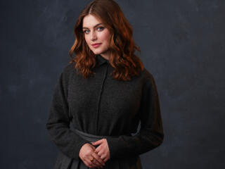Ella Bright Off Campus Actress Wallpaper