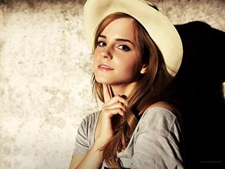 Emma Watson Happy Pic wallpaper