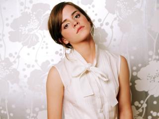 Emma Watson Rare Pic wallpaper