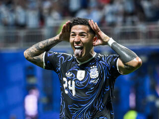Enzo Fernandez Celebration wallpaper