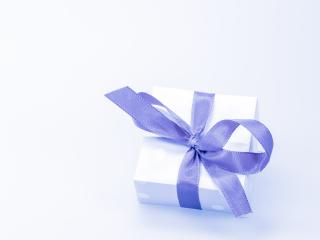 gift, box, bow wallpaper