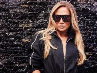 Jennifer Lopez Sunglasses wallpaper
