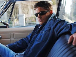 Jensen Ackles In Car wallpaper