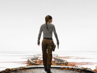 Kaitlyn Dever as Abby The Last Of Us Poster Wallpaper