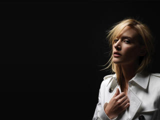 Kate Winslet White Suit Images wallpaper