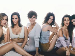 Keeping Up With The Kardashians Season 14 2018 wallpaper