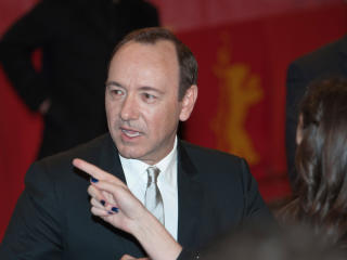 Kevin Spacey With Wife wallpaper