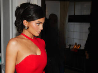 Kylie Jenner Red Dress 2023 Wallpaper