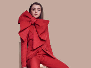 Maisie Williams in Red wallpaper