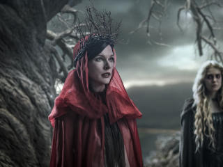 Milla Jovovich as Nimue The Blood Queen in Hellboy 2019 photo