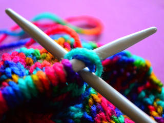 needles, thread, knitting wallpaper