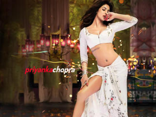 Priyanka Chopra In White Saree  wallpaper
