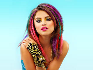 Selena Gomez Cute Photoshoot For Song wallpaper