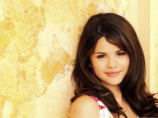 Selena Gomez stunning wallpapers wallpaper