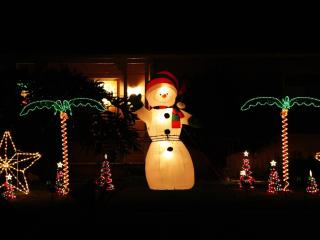 snowman, night, ornaments wallpaper