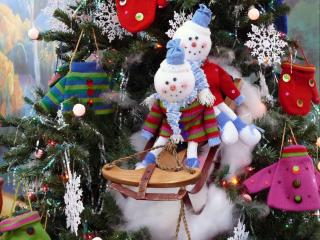 snowmen, sledding, christmas tree wallpaper