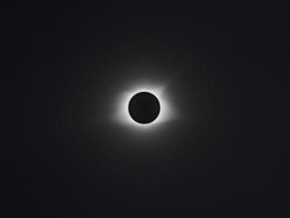 Solar Eclipse Monochrome wallpaper
