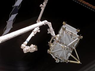 station iss, robotic arm, space wallpaper