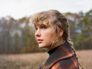 Taylor Swift Evermore Album wallpaper