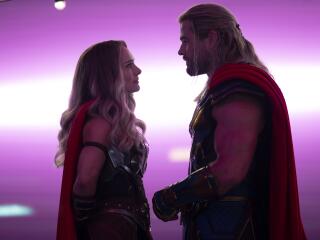 Thors Chris Hemsworth and Natalie Portman 4K Thor Love And Thunder wallpaper