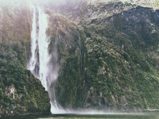 waterfall, mountains, cliff Wallpaper