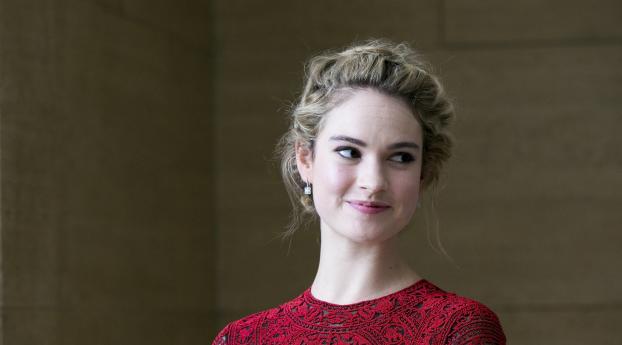2019 Lily James Wallpaper 1920x1080 Resolution