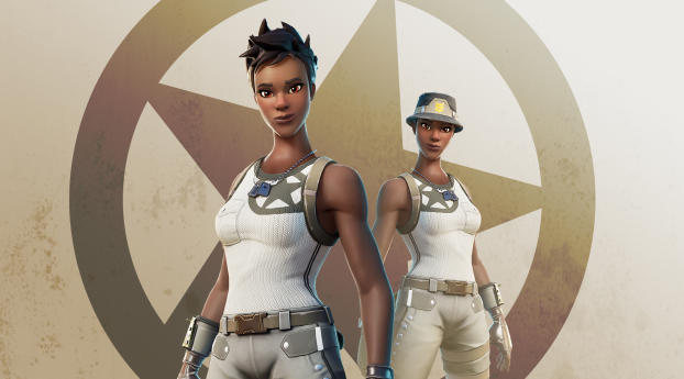 4K Recon Expert Outfit Fortnite Wallpaper 720x1560 Resolution