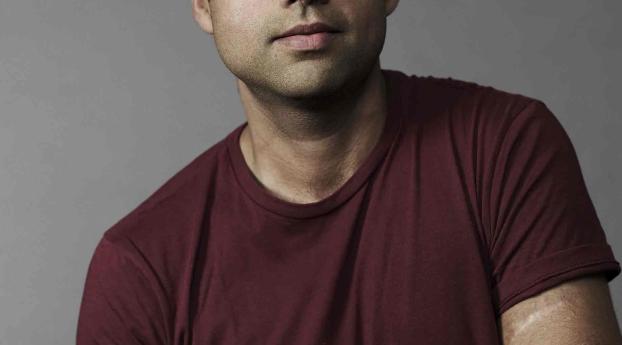 Abhay Deol Cool portrait wallpapers Wallpaper 840x1336 Resolution