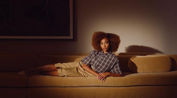 Actress Amandla Stenberg 2024 Wallpaper 2048x2048 Resolution