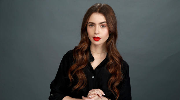 Actress Lily Collins 2019 Wallpaper 2560x1024 Resolution