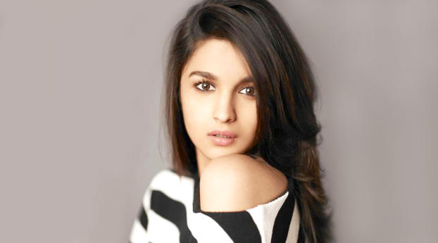 2160x3840 Alia Bhatt Latest HD Wallpapers Sony Xperia X,XZ,Z5 Premium  Wallpaper, HD Indian Celebrities 4K Wallpapers, Images, Photos and  Background - Wallpapers Den
