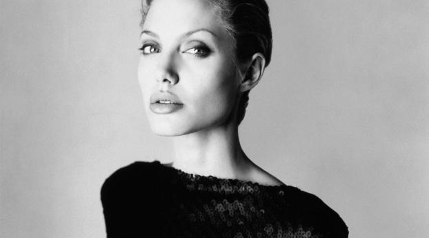 Angelina Jolie Classy Wallpaper Wallpaper 1080x2340 Resolution