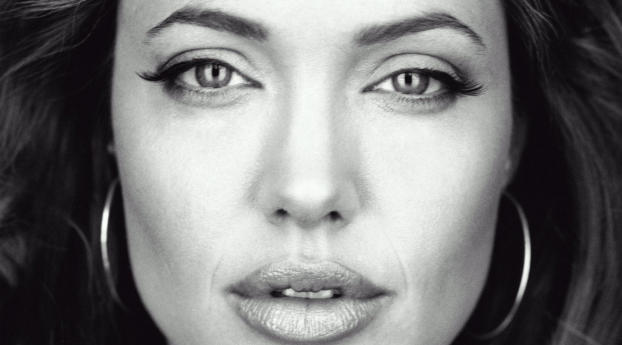 Angelina Jolie Close Up Wallpaper 1280x800 Resolution