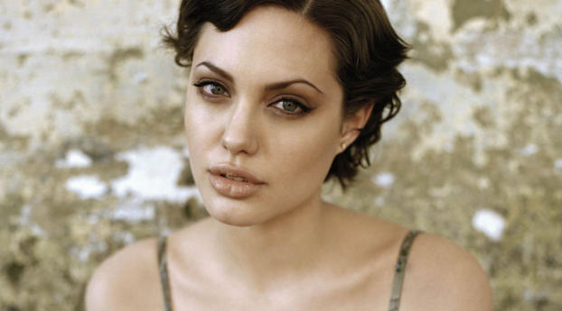 Angelina Jolie Short Hair style wallpaper Wallpaper 1440x3120 Resolution