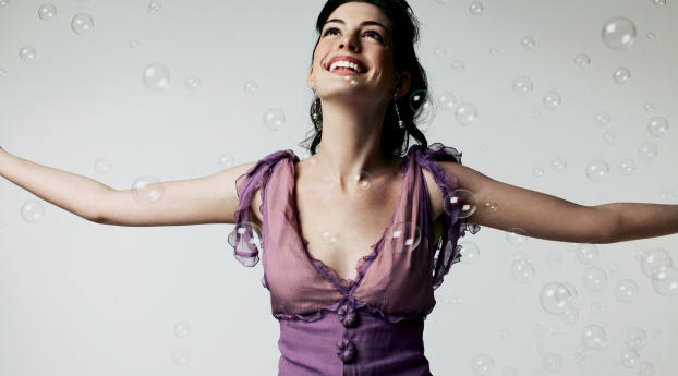 Anne Hathaway Gorgeous wallpapers Wallpaper 840x1336 Resolution