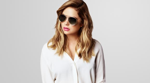 Ashley Benson In Sunglasses Wallpaper 1440x2960 Resolution