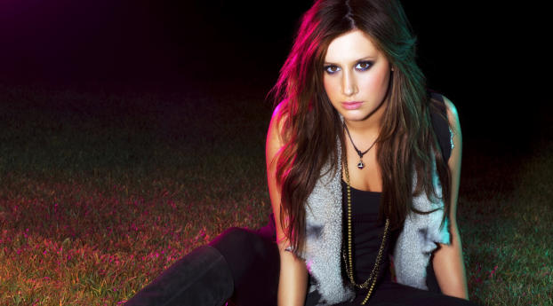 Ashley Tisdale Latest Wallpapers Wallpaper 240x400 Resolution