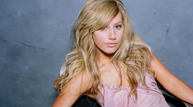 Ashley Tisdale Lovely Hd Photo Collection Wallpaper 1280x720 Resolution