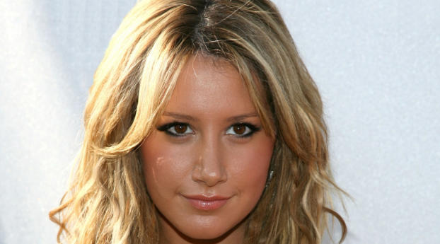 Ashley Tisdale Stunning Close Up Pics Wallpaper 2160x3840 Resolution