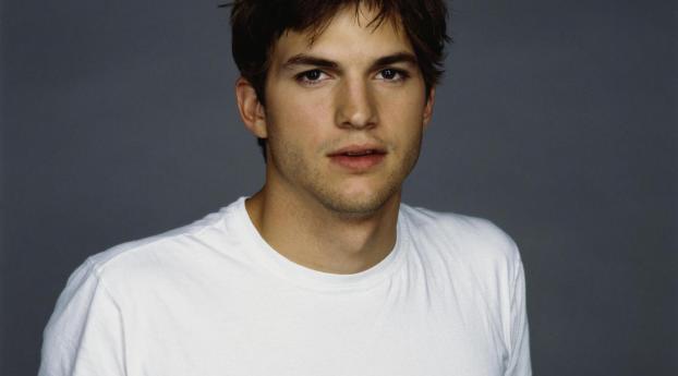 ashton kutcher, eyes, brown-eyed Wallpaper 1440x2960 Resolution